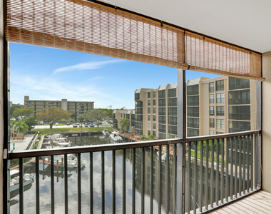 3 Royal Palm Way - Photo Thumbnail 24