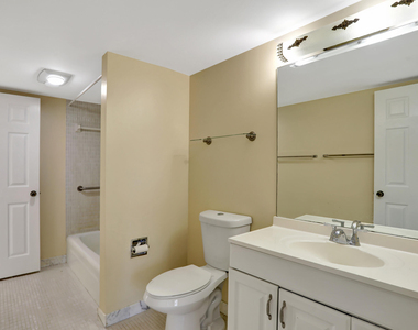 3 Royal Palm Way - Photo Thumbnail 22