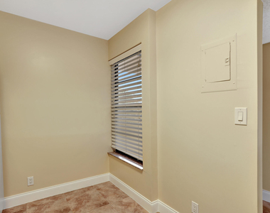 3 Royal Palm Way - Photo Thumbnail 6
