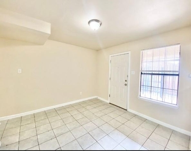 8001c Rothington Road - Photo Thumbnail 6