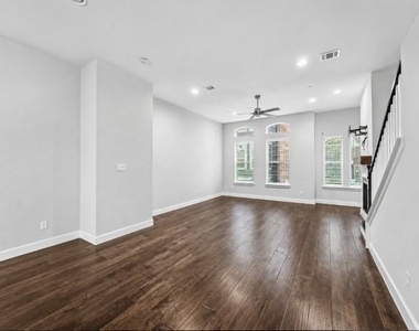 1367 Branchwood Place - Photo Thumbnail 11