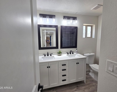 5835 E Acoma Drive - Photo Thumbnail 19