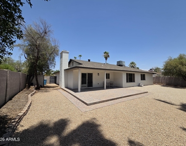 5835 E Acoma Drive - Photo Thumbnail 42