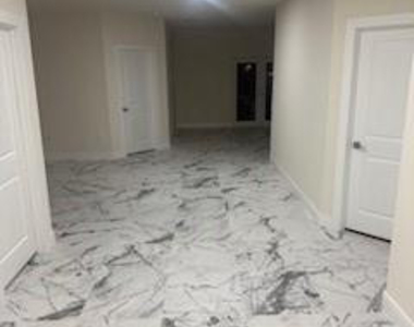 2987 Nw 9th Street - Photo Thumbnail 2