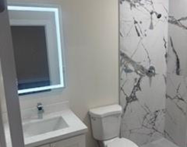 2987 Nw 9th Street - Photo Thumbnail 6