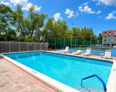 5951 Ne 14th Lane - Photo Thumbnail 15