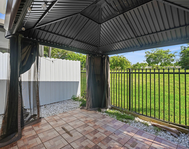 642 Ne 195th Street - Photo Thumbnail 10