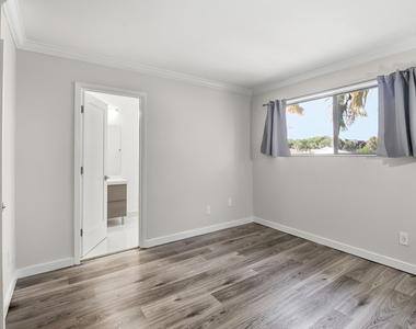 642 Ne 195th Street - Photo Thumbnail 21