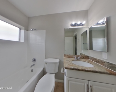 4775 W Morrow Drive - Photo Thumbnail 9