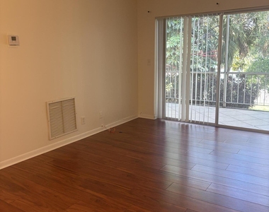 632 Nw 13th Street - Photo Thumbnail 6
