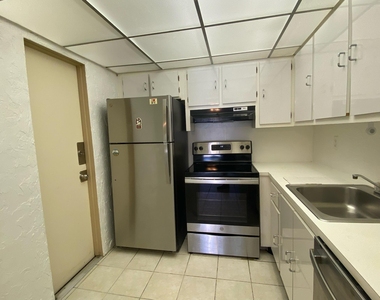 632 Nw 13th Street - Photo Thumbnail 7