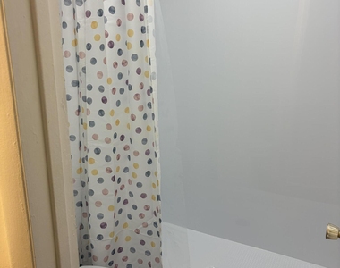 632 Nw 13th Street - Photo Thumbnail 13