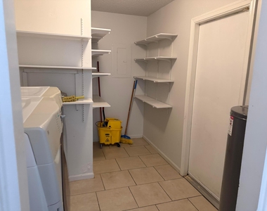1240 Sw 73rd Avenue - Photo Thumbnail 13