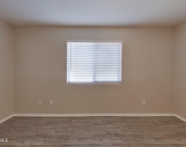 12626 N 20th Street - Photo Thumbnail 12