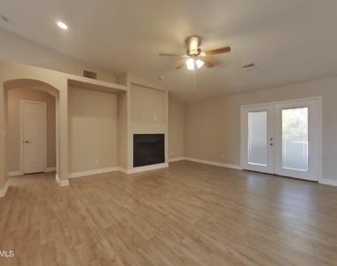 12626 N 20th Street - Photo Thumbnail 1