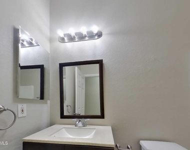 40139 N Patriot Way - Photo Thumbnail 13