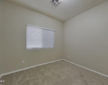 40139 N Patriot Way - Photo Thumbnail 11