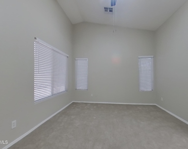40139 N Patriot Way - Photo Thumbnail 7