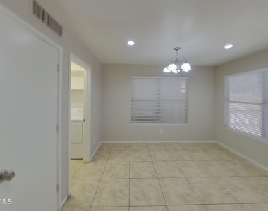 12917 W Windsor Avenue - Photo Thumbnail 3