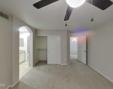 12917 W Windsor Avenue - Photo Thumbnail 5