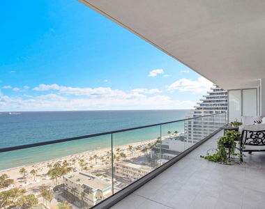 153 N Seabreeze Boulevard - Photo Thumbnail 2
