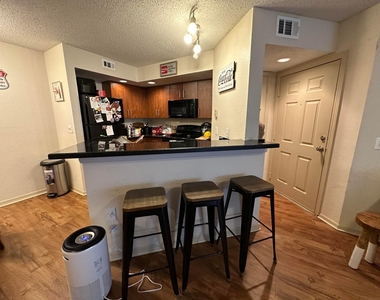 12980 Vista Isles Drive - Photo Thumbnail 2