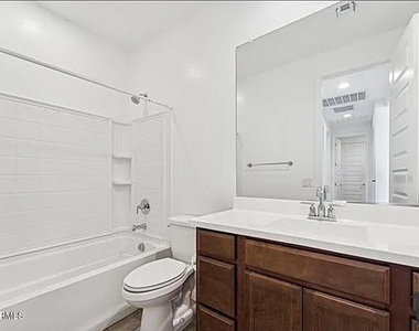 8344 N 170th Lane - Photo Thumbnail 15