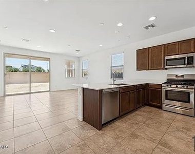 8344 N 170th Lane - Photo Thumbnail 1