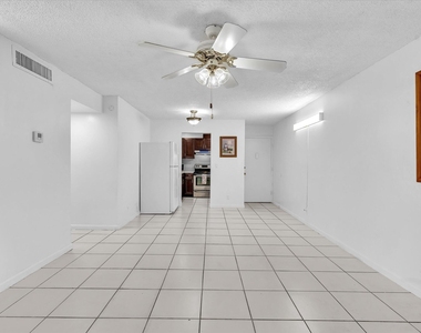 620 Nw 13th Street - Photo Thumbnail 7