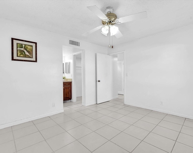 620 Nw 13th Street - Photo Thumbnail 23