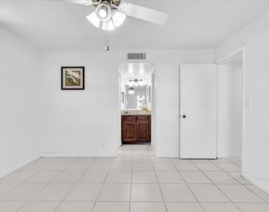 620 Nw 13th Street - Photo Thumbnail 26