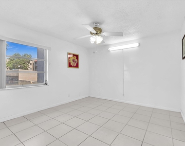 620 Nw 13th Street - Photo Thumbnail 22
