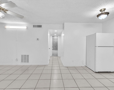 620 Nw 13th Street - Photo Thumbnail 10