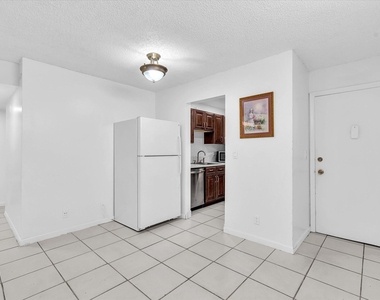 620 Nw 13th Street - Photo Thumbnail 11