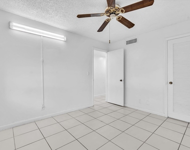 620 Nw 13th Street - Photo Thumbnail 17