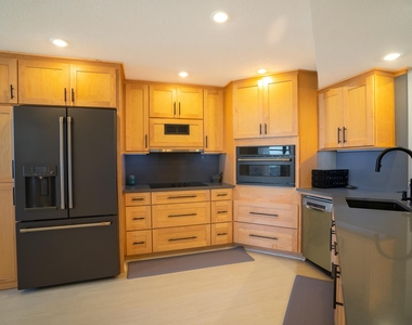 9500 S Ocean Drive - Photo Thumbnail 7