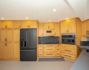 9500 S Ocean Drive - Photo Thumbnail 6