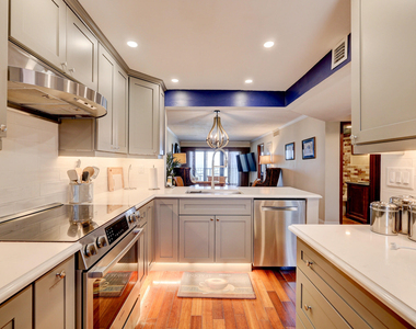 9400 S Ocean Drive - Photo Thumbnail 8