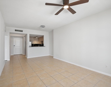 511 Se 5th Avenue - Photo Thumbnail 12