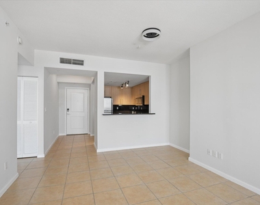 511 Se 5th Avenue - Photo Thumbnail 11