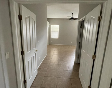 2227 W Jasper Butte Drive - Photo Thumbnail 14