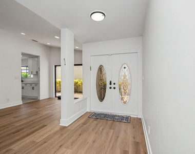 21440 Campo Allegro Drive - Photo Thumbnail 12