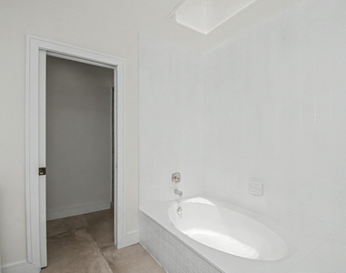 21440 Campo Allegro Drive - Photo Thumbnail 27