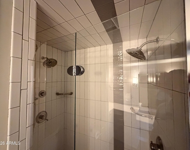 13139 W Seville Drive - Photo Thumbnail 15