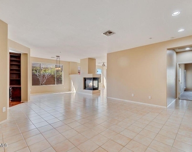 41526 N Cedar Chase Road - Photo Thumbnail 2