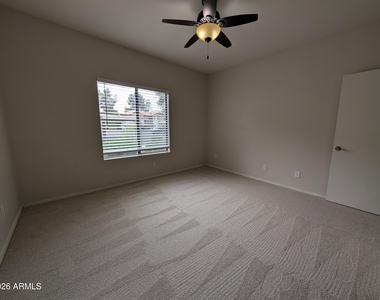 9600 N 96th Street - Photo Thumbnail 8