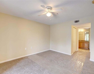 231 Sw Palm Drive - Photo Thumbnail 10