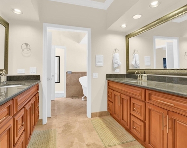 1704 Del Haven Drive - Photo Thumbnail 35