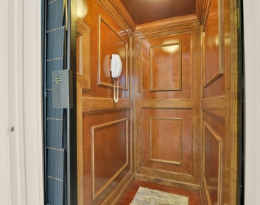 1704 Del Haven Drive - Photo Thumbnail 7