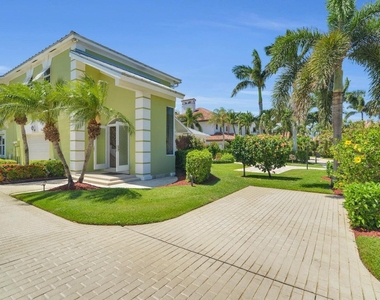 1704 Del Haven Drive - Photo Thumbnail 38